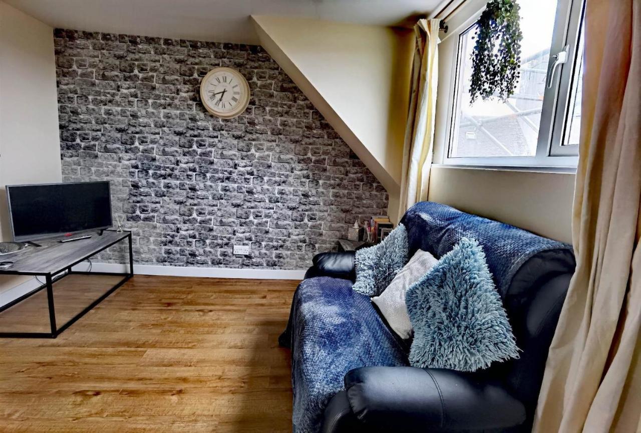 Cozy Loft In The Heart Of Kirkwall Orkney Exterior photo